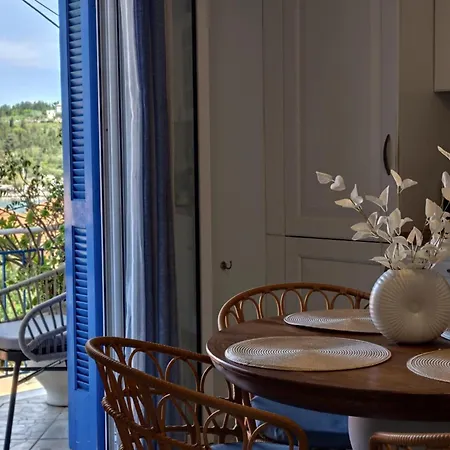 Reginas & Apartments- Fiscardo View * פיסקרדו