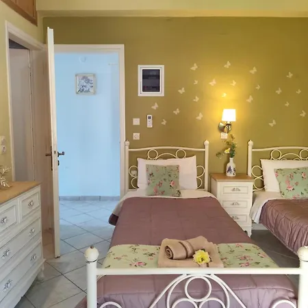 Reginas & Apartments- Fiscardo View * פיסקרדו